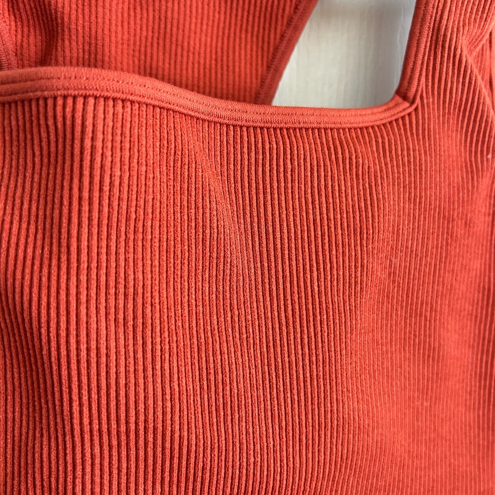 Gilly Hicks Terracotta Ribbed Tank - Picture 2 of 5